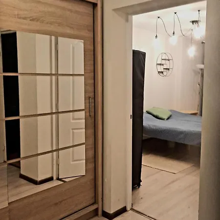 Cozy 2-bedroom Flat With Terrace & Parking By Alfa * Riga