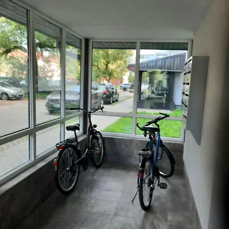 Cozy 2-bedroom Flat With Terrace & Parking By Alfa شقة *