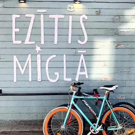 Cozy 2-bedroom Flat With Terrace & Parking By Alfa شقة