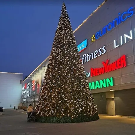 Cozy 2-bedroom Flat With Terrace & Parking By Alfa Apartmán