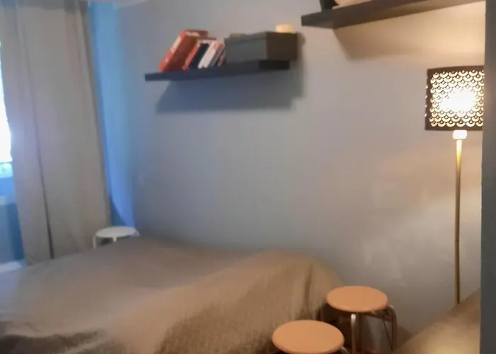 아파트 Cozy 2-bedroom Flat With Terrace & Parking By Alfa 리가