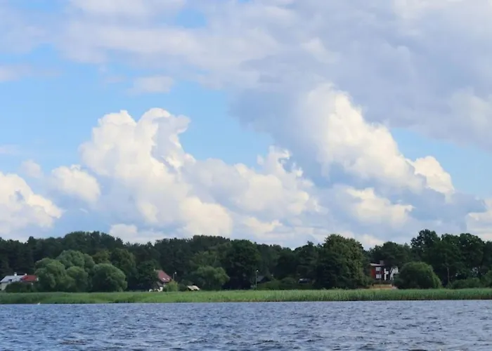 Cozy 2-bedroom Flat With Terrace & Parking By Alfa Lägenhet Riga