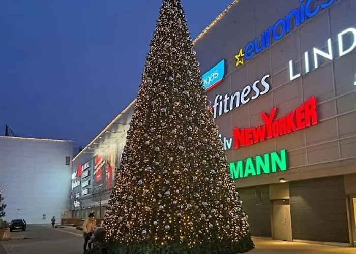 Cozy 2-bedroom Flat With Terrace & Parking By Alfa Lägenhet