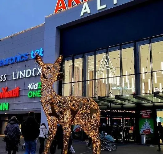 Cozy 2-bedroom Flat With Terrace & Parking By Alfa * 리가