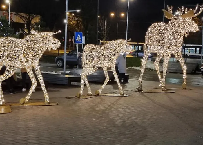 Lägenhet Cozy 2-bedroom Flat With Terrace & Parking By Alfa